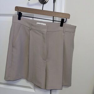 Abercrombie & Fitch Women's Tan Shorts (Curve Love Sloane Tailored Shorts)